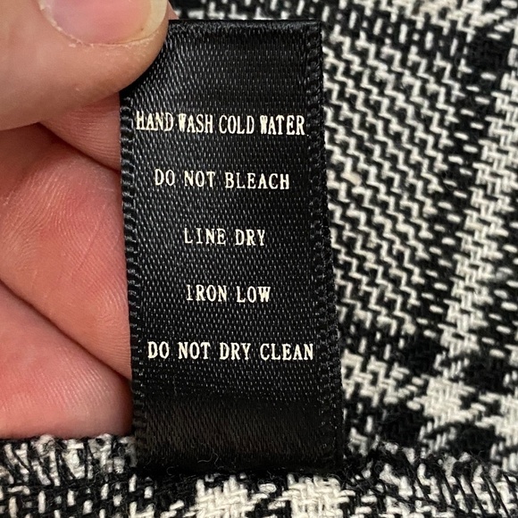 Hyfve Women's Gray / Black Check Skirt with Tie Belt Size Medium - Picture 8 of 13